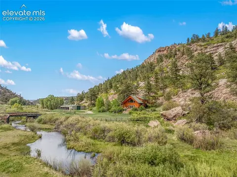 2401 Lakemoor Dr, Florissant, CO 80816