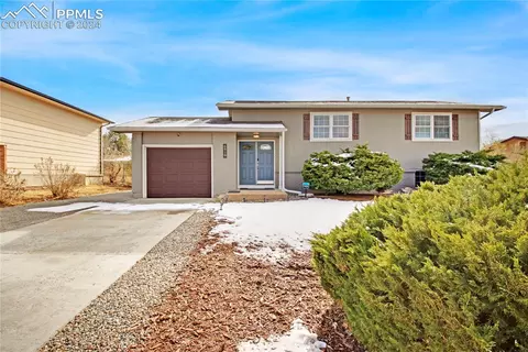 6918 Millbrook Cir, Fountain, CO 80817