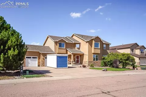 12316 Snaffle Bit Rd, Peyton, CO 80831 photo 2