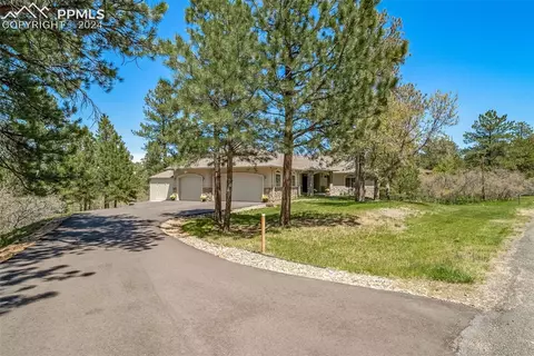 1081 Hoosier Dr, Larkspur, CO 80118