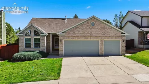 2750 Helmsdale Dr, Colorado Springs, CO 80920