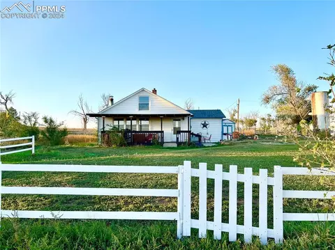 Exterior - 34650 Bellemont Rd, Yoder, CO 80864 photo 4 of 5