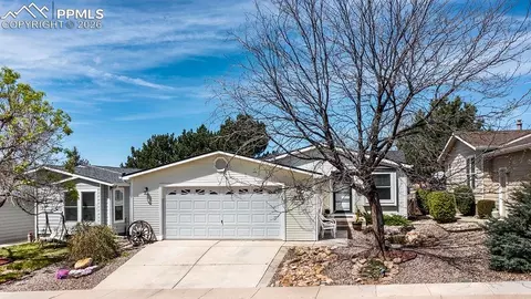 4024 Gray Fox Hts, Colorado Springs, CO 80922