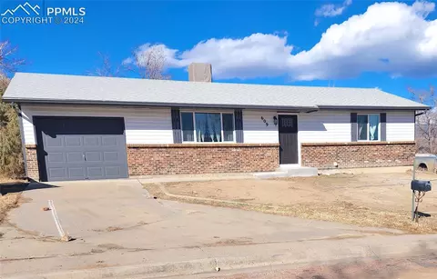 609 Oak Ave, Canon City, CO 81212
