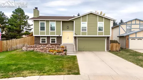 8450 Freemantle Dr, Colorado Springs, CO 80920