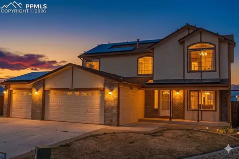 7119 Lone Eagle Ln, Colorado Springs, CO 80925