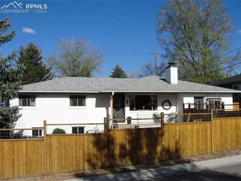 6 El Sereno Dr, Colorado Springs, CO 80906