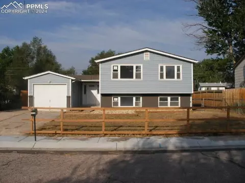 1710 Bonita Dr, Fountain, CO 80817