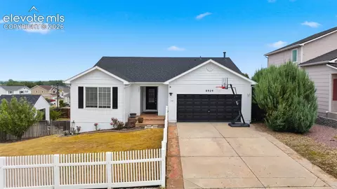 8929 Celebrity Ct, Fountain, CO 80817