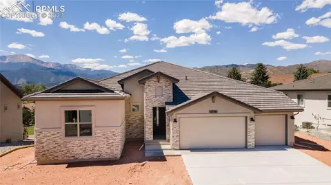 3339 Skywatch Hts, Colorado Springs, CO 80904