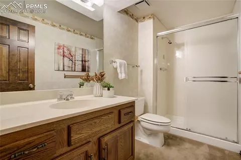 110 Miramar Dr, Colorado Springs, CO 80906