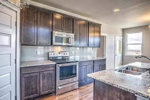 10101 Golf Crest Dr, Peyton, CO 80831 photo 5