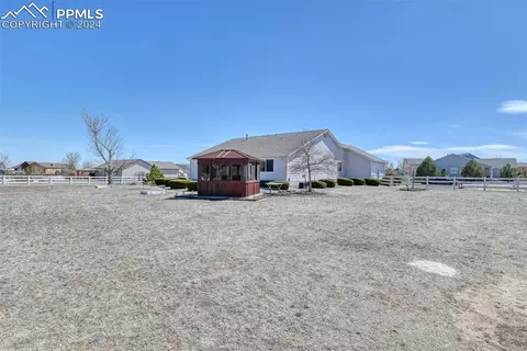 Exterior - 12590 Lazy E Rd, Peyton, CO 80831 photo 9 of 9