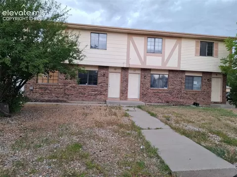 9-15 Castle Royal Dr #15, Pueblo, CO 81005