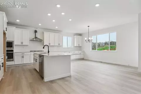 16855 Starfall Dr, Monument, CO 80132 photo 9