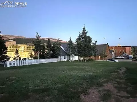 W Carr Avenue, Cripple Creek, CO 80813