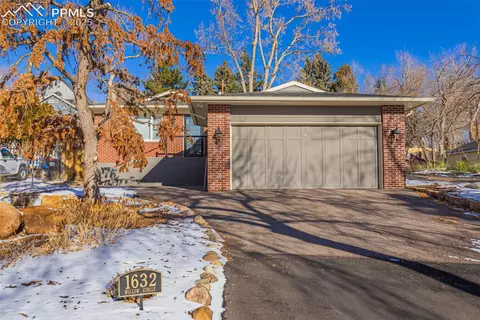 1632 Willow Cir, Colorado Springs, CO 80906