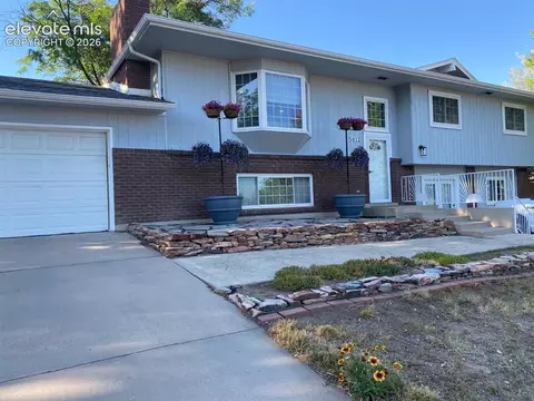 5012 Alteza Dr, Colorado Springs, CO 80917