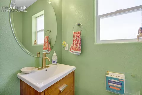 Bath - 10993 Avena Rd, Peyton, CO 80831 photo 2 of 3
