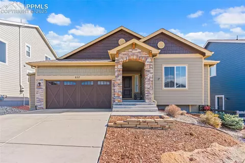 857 Tailings Dr, Monument, CO 80132