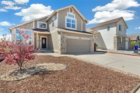 7330 Straggler Cir, Colorado Springs, CO 80922