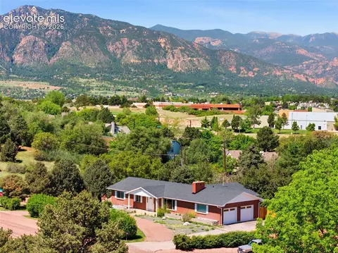 104 Chamberlin Ave, Colorado Springs, CO 80906