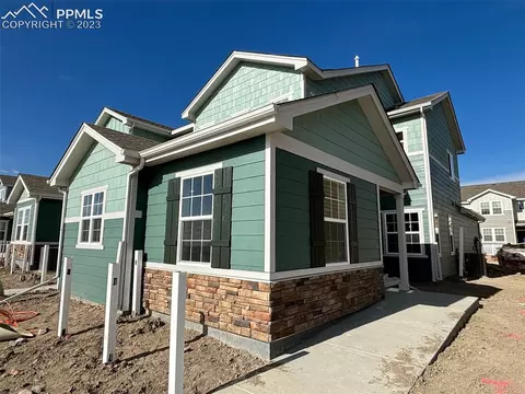 5261 Mountain Vista Hts, Colorado Springs, CO 80924