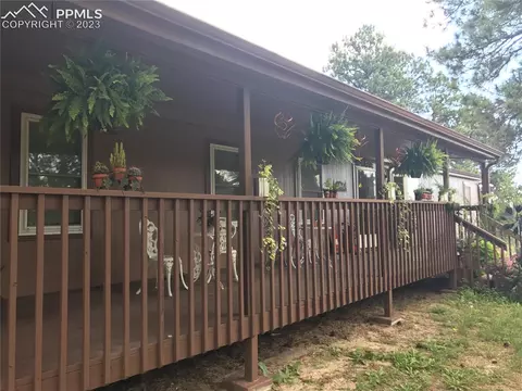 18394 Edgewood Dr, Peyton, CO 80831 photo 1