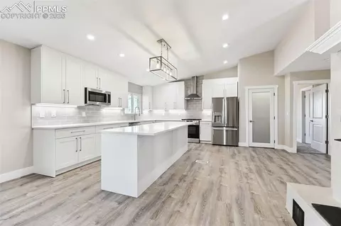 Kitchen - 4520 N Ramah Hwy, Yoder, CO 80864 photo 4 of 5