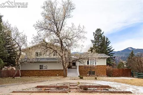 26 Kris Ln, Manitou Springs, CO 80829