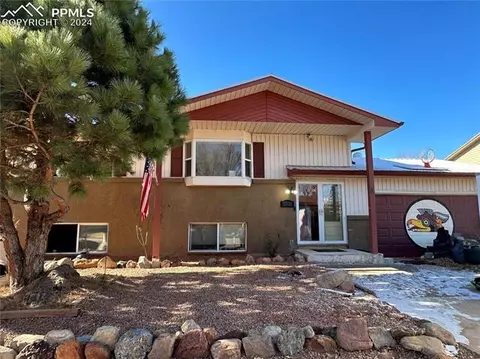 7302 Metropolitan St, Colorado Springs, CO 80911