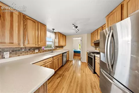 Kitchen - 13075 S Blaney Rd, Peyton, CO 80831 photo 2 of 2