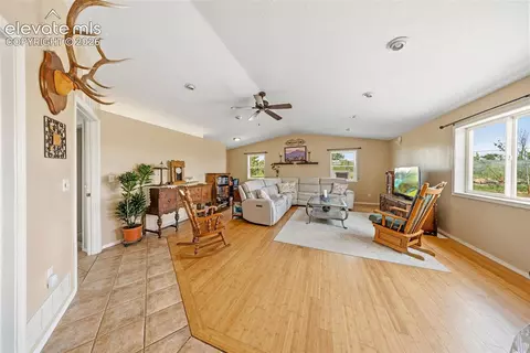 Living - 13075 S Blaney Rd, Peyton, CO 80831 photo 2 of 3