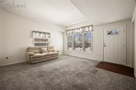 4506 Gray Fox Hts, Colorado Springs, CO 80922