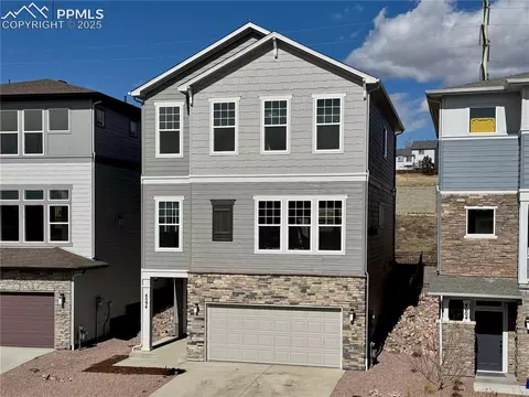 4594 Peak Crest Vw, Colorado Springs, CO 80918