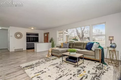 423 E 3rd St, Florence, CO 81226 photo 4