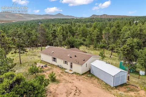 696 Calle De La Nieva Na Na, Florissant, CO 80816