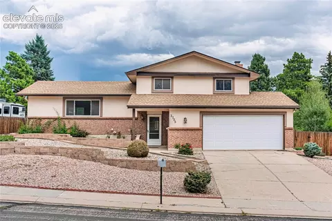 2725 Lavarie Dr, Colorado Springs, CO 80915