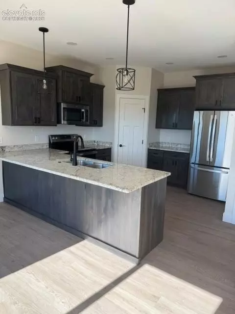 348 Arrowhead Dr, Florence, CO 81226 photo 4