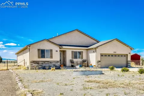 555 N Verbena Dr, Pueblo, CO 81007