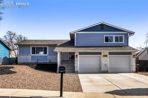 7215 Woodstock St, Colorado Springs, CO 80911