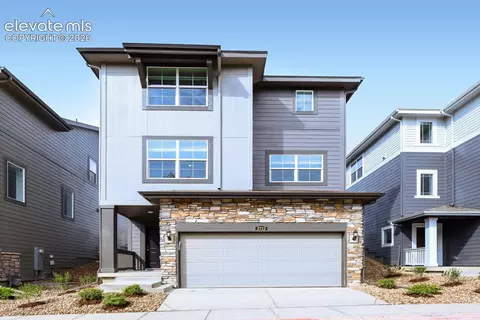 2712 Lower Crags Pt, Colorado Springs, CO 80904