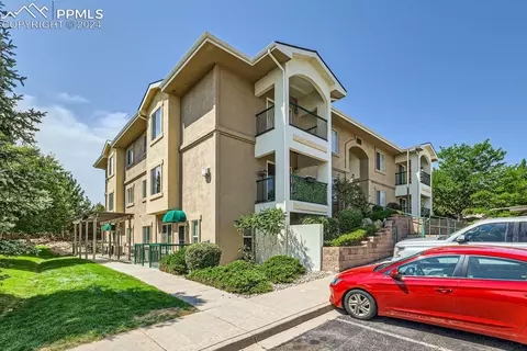 3040 Mandalay Grv #3, Colorado Springs, CO 80917