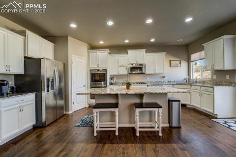 11289 Lobo Peak Dr, Peyton, CO 80831 photo 3