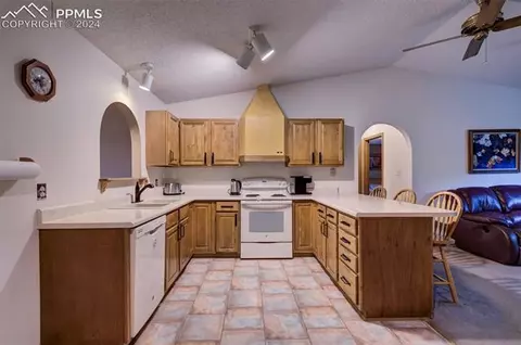 18255 Stone View Rd, Monument, CO 80132 photo 13