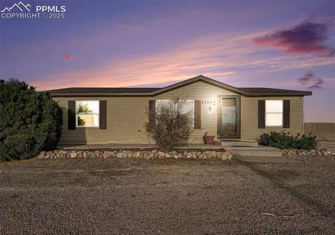 9695 Las Haciendas Pt, Fountain, CO 80817