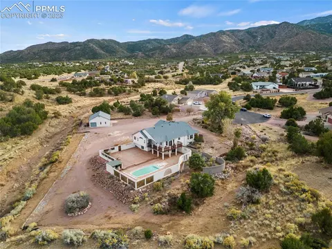 10 Cedar Ridge Ct, Canon City, CO 81212
