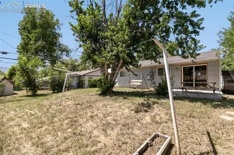 513 Cottonwood Dr, Colorado Springs, CO 80911