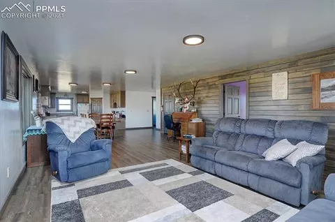 927 Howe Rd, Westcliffe, CO 81252 photo 3