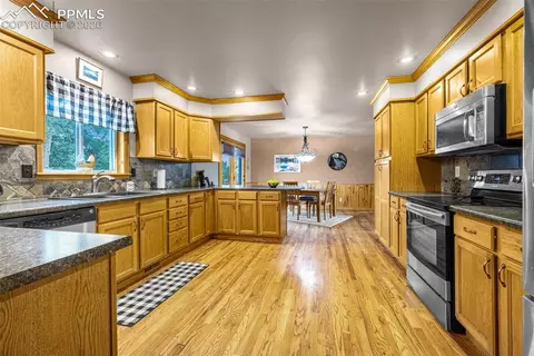 Kitchen - 143 Ring Rd, Guffey, CO 80820 photo 1 of 2